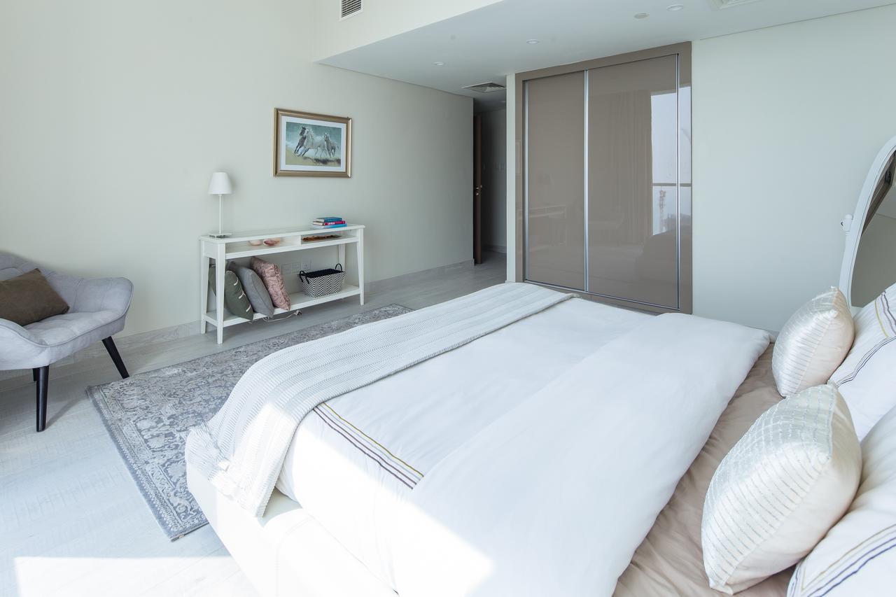 Frank Porter - Al Bateen Residence Dubai Bagian luar foto