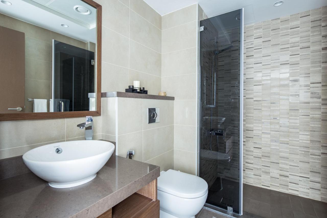 Frank Porter - Al Bateen Residence Dubai Bagian luar foto