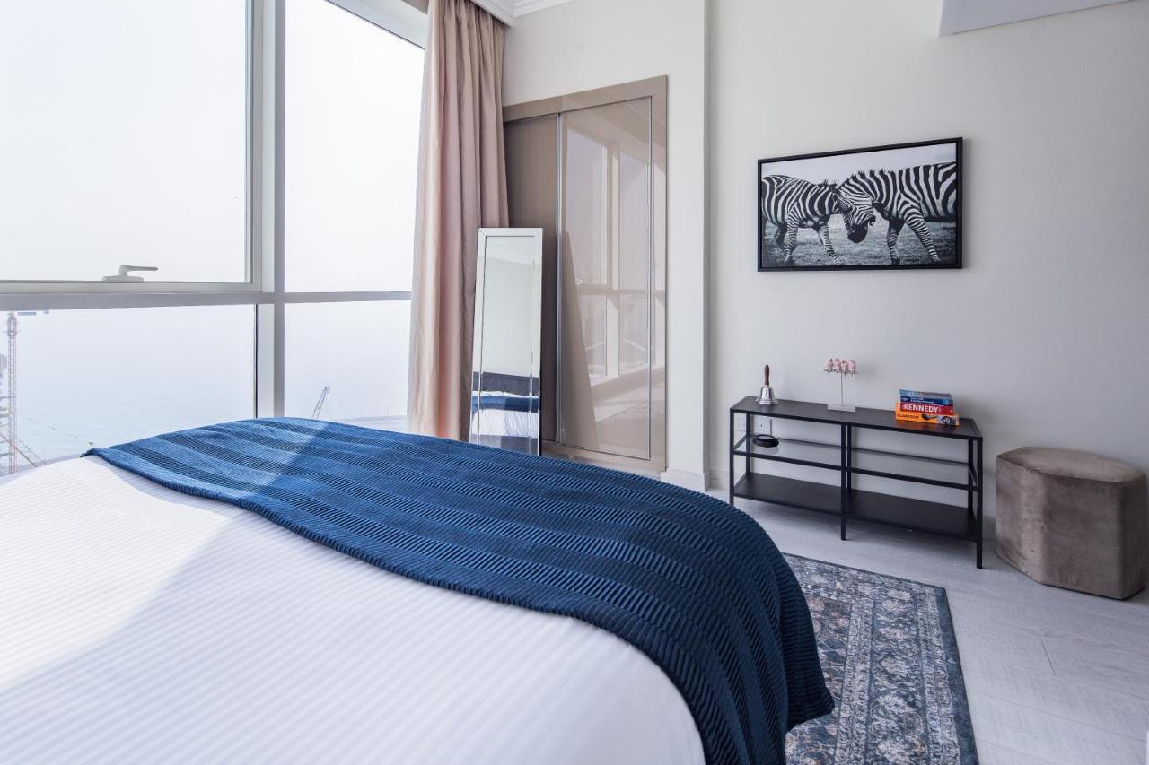 Frank Porter - Al Bateen Residence Dubai Bagian luar foto